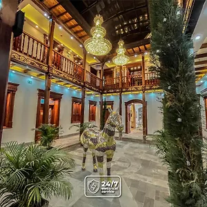 & Rooftop King Experience By David Quito